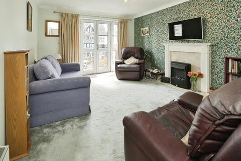 2 bedroom apartment for sale, The Vineries, Hove BN3