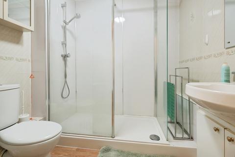 2 bedroom apartment for sale, The Vineries, Hove BN3