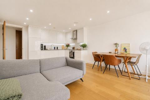 Oasis Court, Mile End Road, London