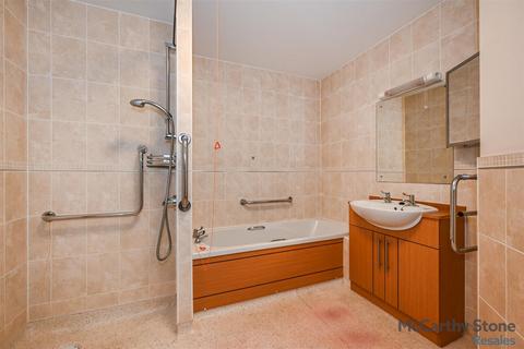 undefined, Farringford Court, Avenue Road, Lymington, Hampshire, SO41 9PA