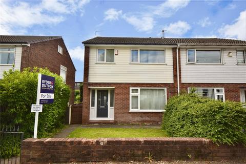 3 bedroom semi-detached house for sale, Blackshaw Lane, Royton, Oldham, Greater Manchester, OL2