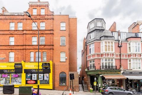 1 bedroom flat to rent, Marlborough House, Finchley Road, NW6
