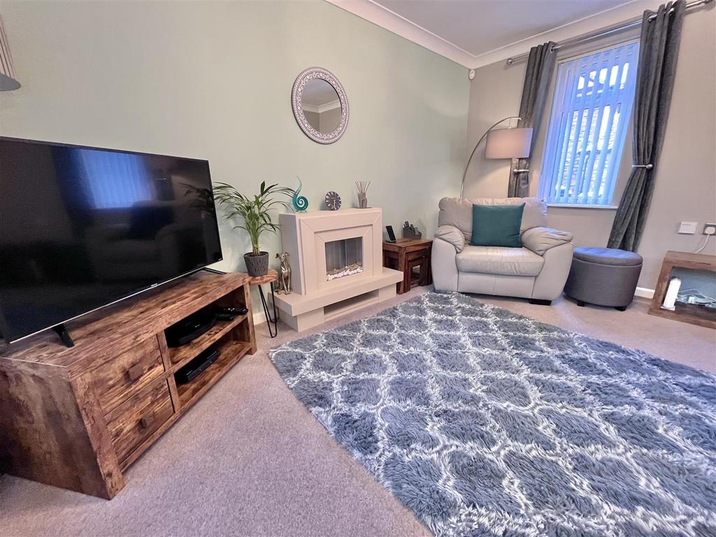 Living room, fireplace