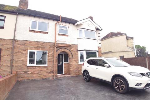 3 bedroom semi-detached house to rent, Southlea Avenue, Leamington Spa, CV31