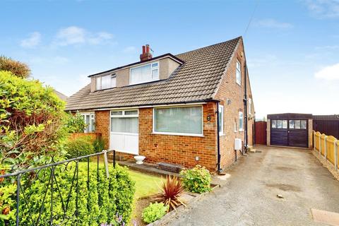 Semi-detached bungalow - Simpson Grove, Bradford, BD10