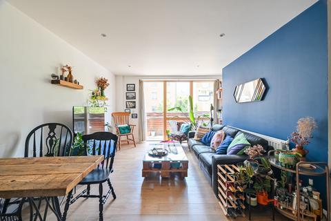 27 Violet Road, London E3