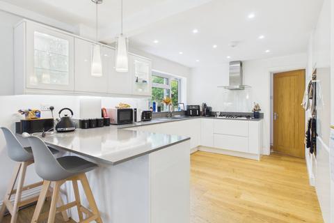 4 bedroom detached house for sale, Wattleton Road, Beaconsfield, Buckinghamshire, HP9