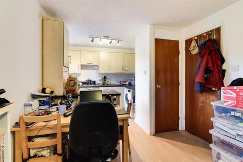 1 bedroom flat for sale, Loris Court, Cambridge, CB1