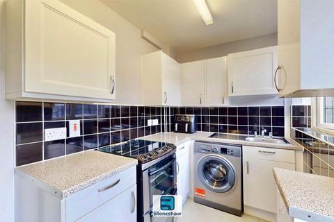 3 bedroom terraced house for sale, Woodward Road, Dagenham, RM9