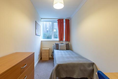 1 bedroom in a house share to rent, Horwood Close, Headington