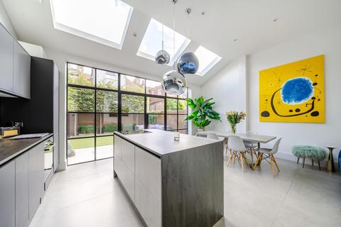 4 bedroom terraced house for sale, Lavengro Road, West Dulwich, London, SE27