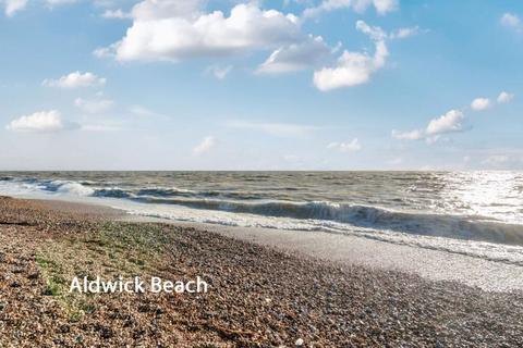2 bedroom flat for sale, 27 Princess Avenue, Bognor Regis, West Sussex, PO21 2FE