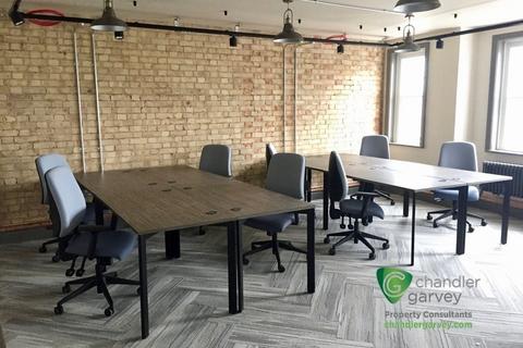 Office to rent, Market Sq Aylesbury HP20 1TN