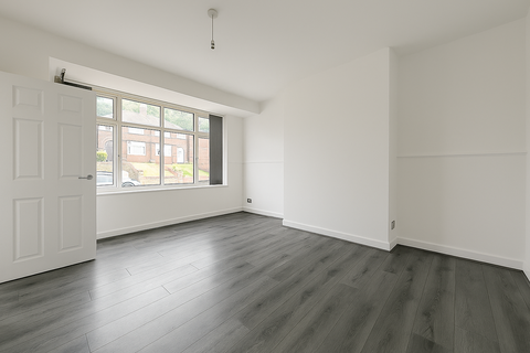 3 bedroom house to rent, Hilldale Avenue, Manchester, M9
