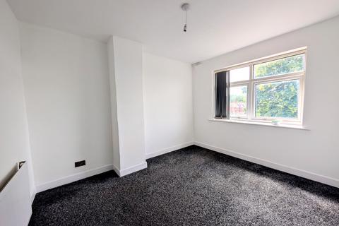 3 bedroom house to rent, Hilldale Avenue, Manchester, M9
