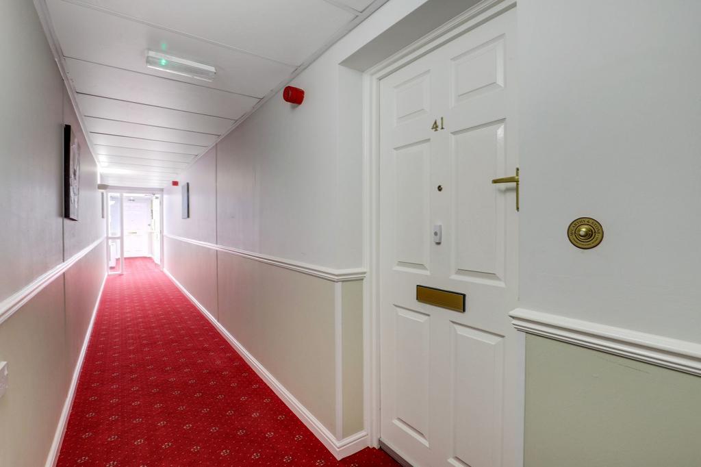 Giles Court, Nottingham NG2 - View 5