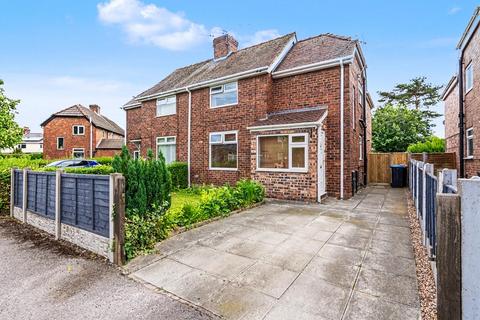 West Avenue, Rudheath, CW9