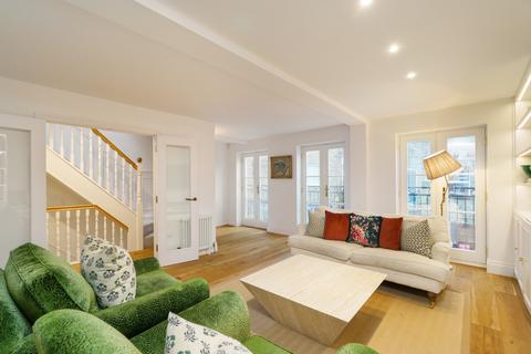 3 bedroom mews for sale, Chippenham Mews, Maida Vale, London, W9