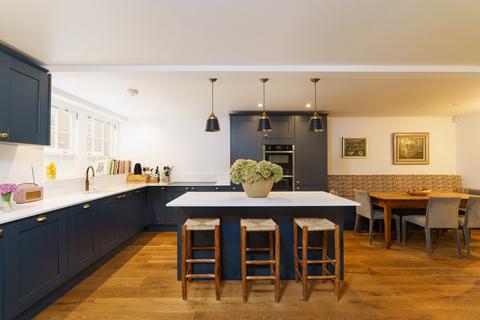 3 bedroom mews for sale, Chippenham Mews, Maida Vale, London, W9