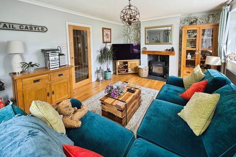4 bedroom chalet for sale, Elm Hill, Warminster
