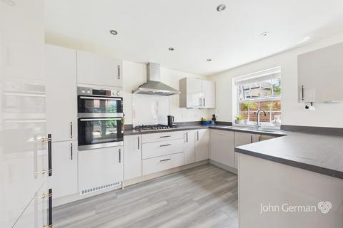 4 bedroom detached house for sale, John Boden Way, Loughborough