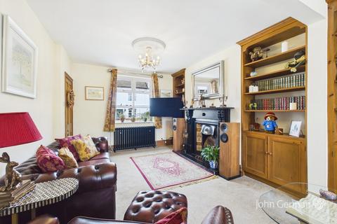 3 bedroom terraced house for sale, High Street, Tean