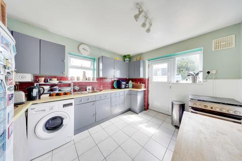 2 bedroom detached bungalow for sale, Lodge Crescent, Orpington