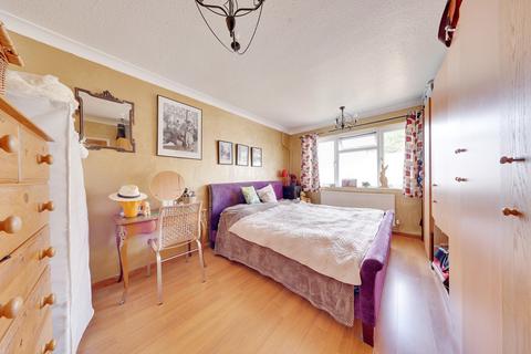 2 bedroom detached bungalow for sale, Lodge Crescent, Orpington