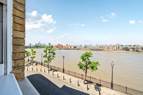 2 bedroom flat for sale, Frederick Square, London, SE16