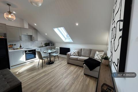1 bedroom in a house share to rent, Wellingborough Road, Rushden, NN10