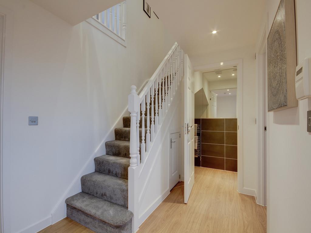 House in City of Glasgow, North Lanarkshire - View 5