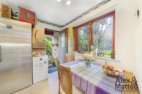 3 bedroom house for sale, Bywater Place, Rotherhithe, SE16