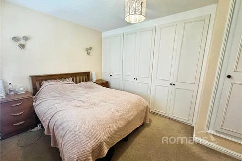 1 bedroom terraced house for sale, Nightingale Close, Farnborough, Hampshire