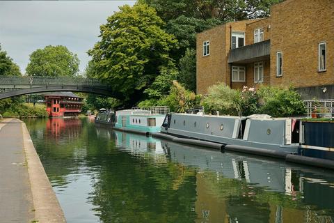 1 bedroom houseboat for sale, Cumberland Basin, Camden, NW1