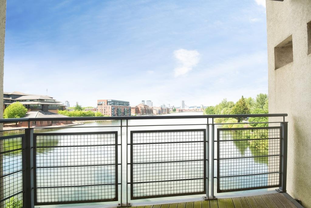 Apartment in Cardiff - View 3