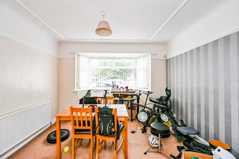 3 bedroom semi-detached house for sale, Woolton Road, Garston, Liverpool