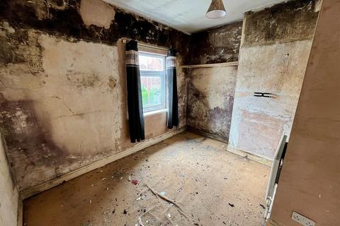 2 bedroom end of terrace house for sale, Brecon Street, Hull