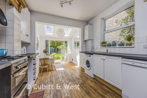3 bedroom semi-detached house for sale, West Street, Havant PO9