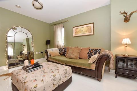 undefined, London Road, Mitcham, Surrey