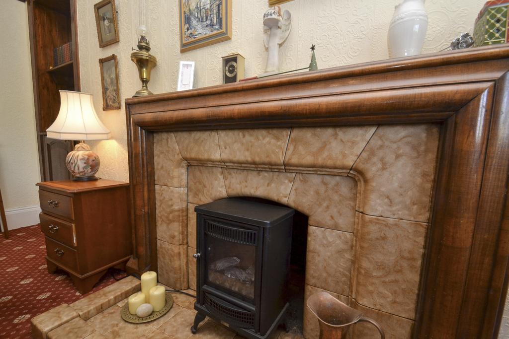 Reception room, fireplace
