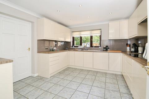 4 bedroom detached house for sale, Haywardsfield, PETERBOROUGH, Cambridgeshire, PE3