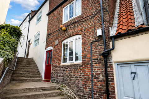3 bedroom terraced house for sale, Salt Pan Well Steps, Whitby YO22