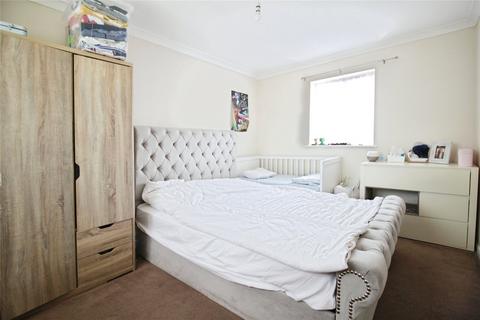 undefined, Charleston Avenue,, Pitsea,, Basildon, SS13
