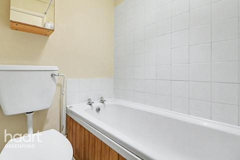 1 bedroom apartment for sale, Burket Close, Southall