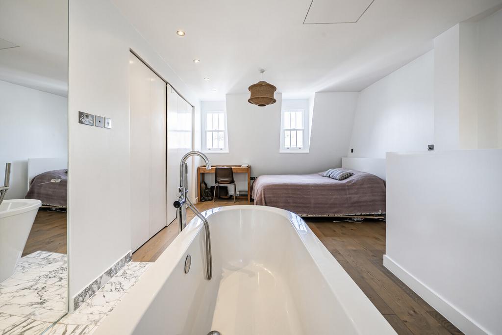 En suite bedroom, en suite