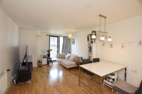 2 bedroom flat for sale, High Road, Wembley