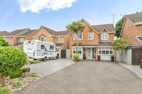 4 bedroom detached house for sale, Frerichs Close, Wickford, SS12