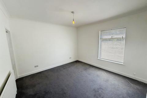 2 bedroom terraced house for sale, New Road, Woodston, Peterborough