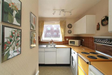 1 bedroom apartment for sale, Sutton Close, Beckenham, Kent, BR3 5UG