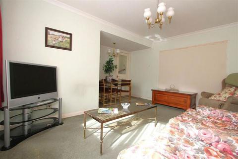1 bedroom apartment for sale, Sutton Close, Beckenham, Kent, BR3 5UG